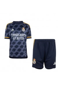 Real Madrid Babyklær Borte Fotballdrakt til barn 2023-24 Korte ermer (+ Korte bukser)